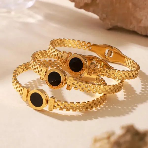 Gold_Roman_Numeral_Bracelets_For_Women
